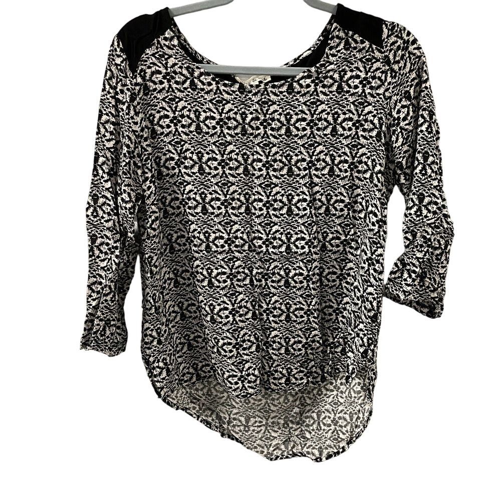 Olive & Oak Top Blouse Womens Size M Black Ivory 3/4 Sleeves